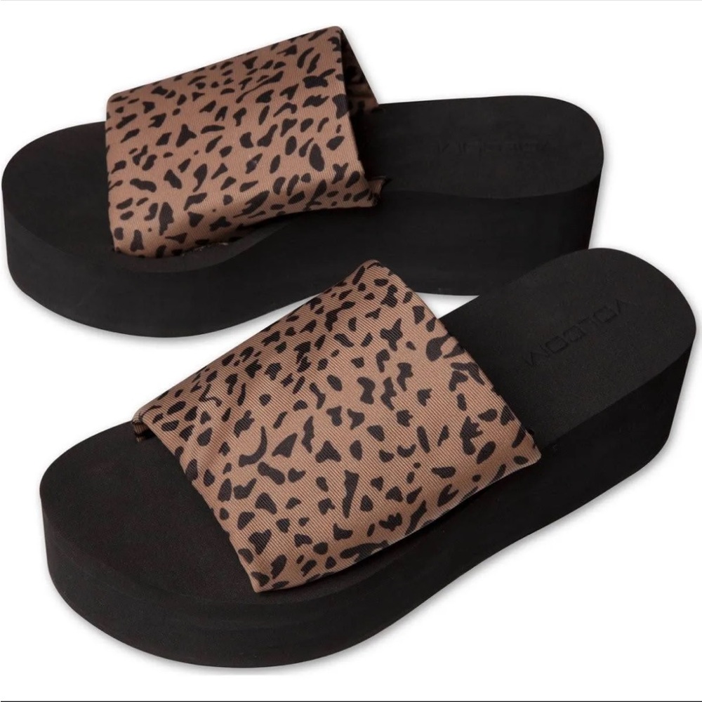 Volcom Hi-Scraper Animal Print Platform Sandals